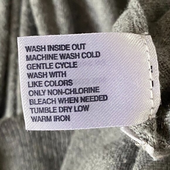 GAP Women's Gray V-Neck Knot Thin Sweater - Picture 8 of 8